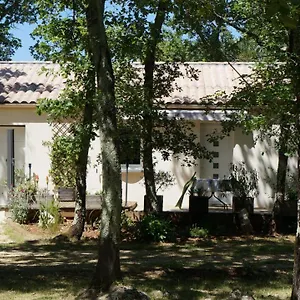 Clos L'oustal Hébergement de vacances